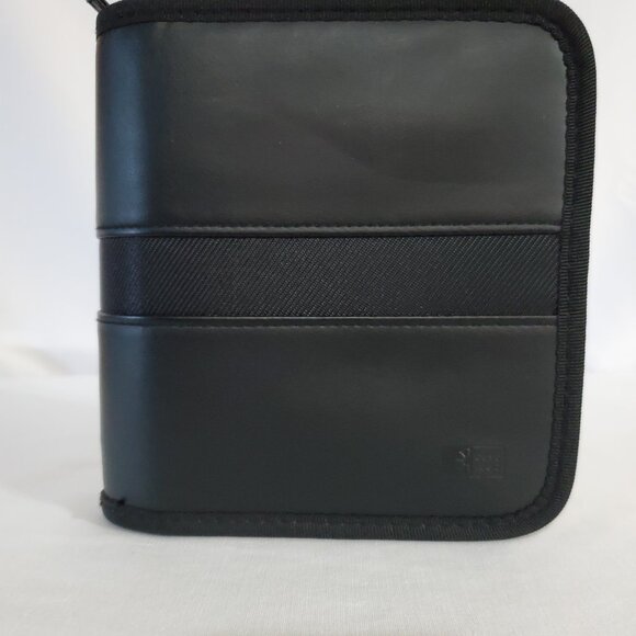 Case Logic CD Wallet / Travel Case – (28) CD Capacity – Black Faux Leather - Picture 1 of 7